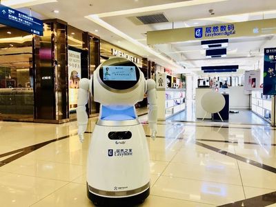 2150臺Cruzr機器人上崗，優必選攜手居然之家重塑智能新零售體驗