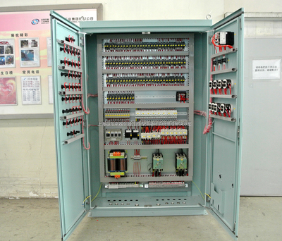 軍用艦艇電氣控制柜